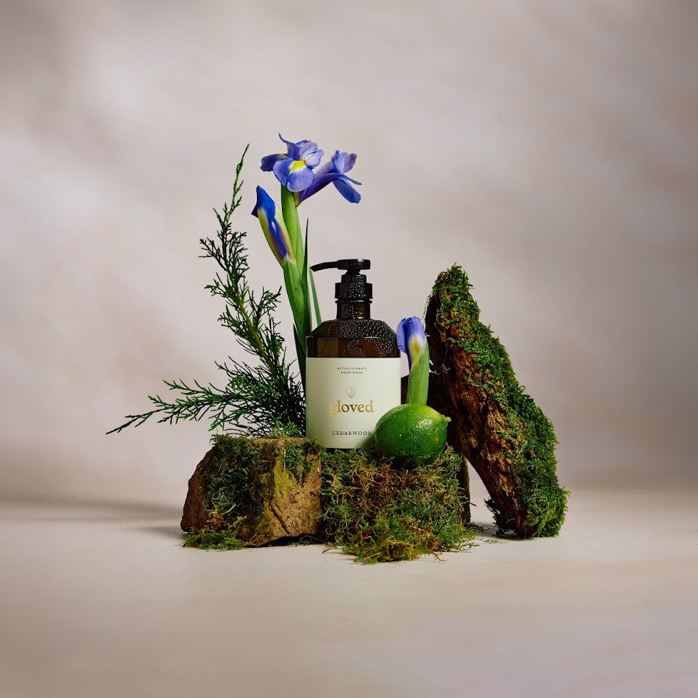 gloved-trio-cedarwood-studio.jpg